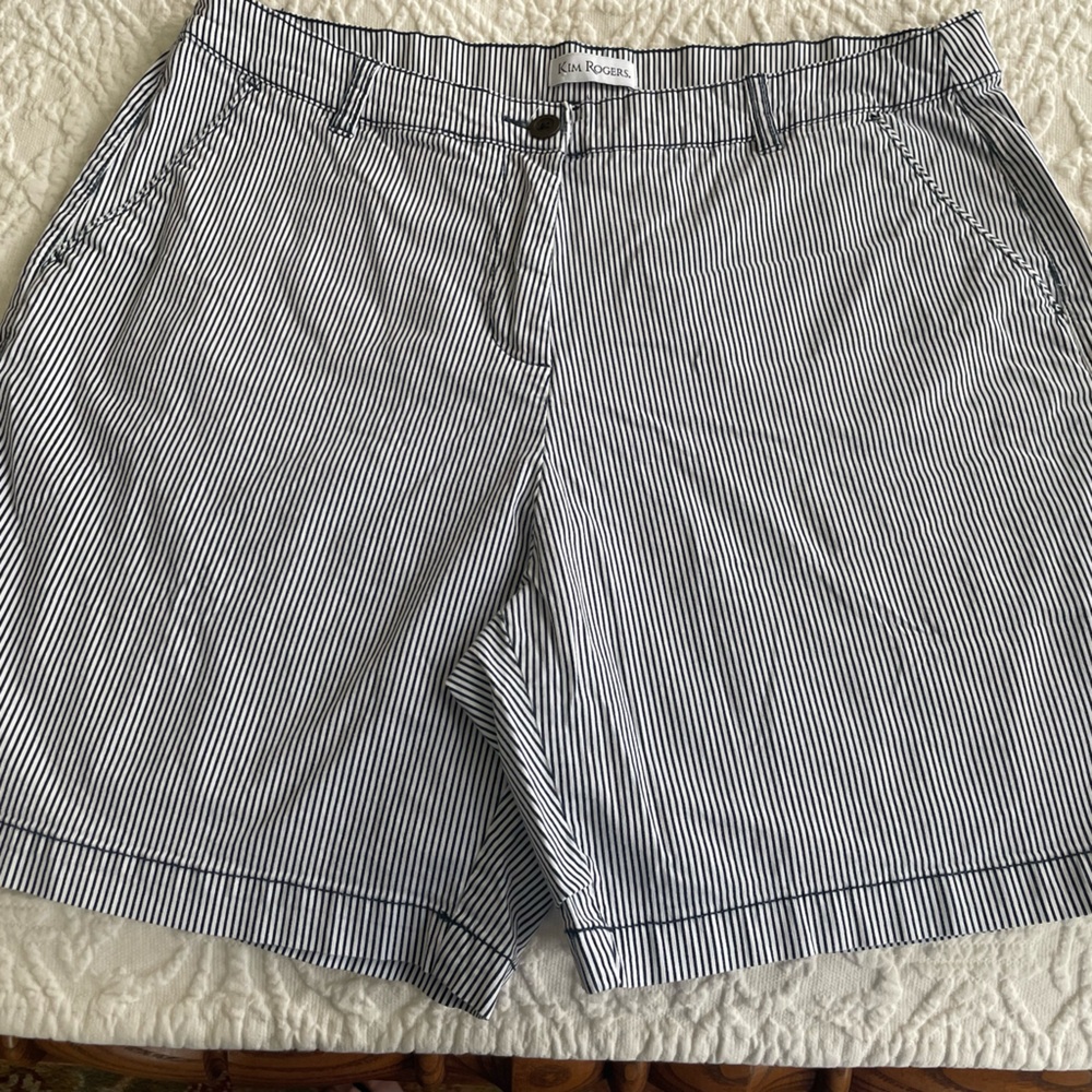 Kim Rogers Navy Blue White Stripe Shorts Size 16